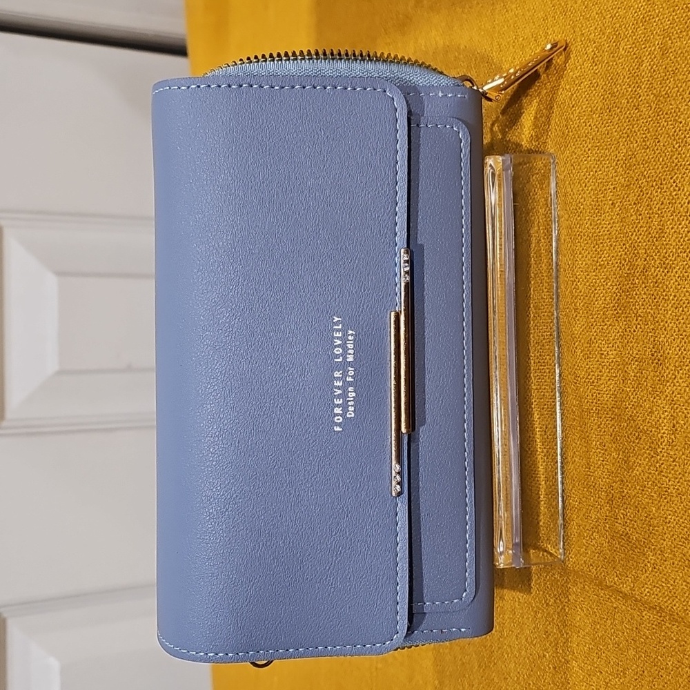 Forever Lovely Crossbody Wallet Purse NWOT